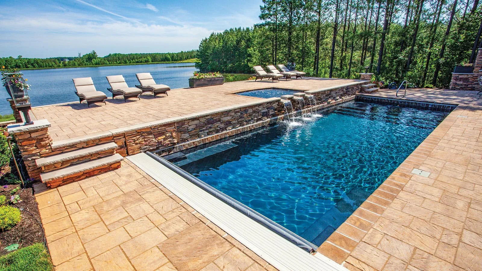 Unmatched pool installations for Houston, Texas